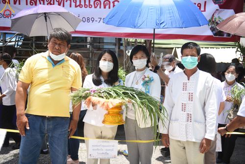 ภาพ No.49794:ประมวลภาพพิธีสักการะรูปหล่อพระมงคลเทพมุนี หลวงปู่วัดปากน้ำ ณ ห้างทวีกิจคอมเพล็กซ์ อ.เมือง จ.สระบุรี