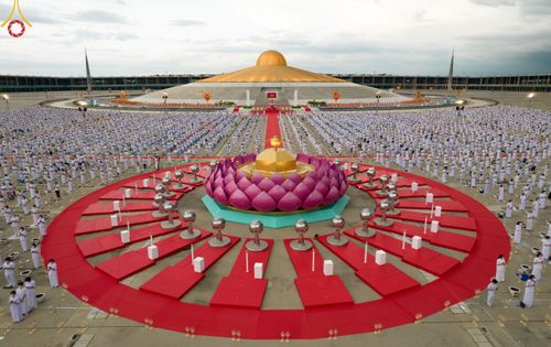 ภาพ No.52546:ประมวลภาพวันคล้ายวันเกิดครบรอบ 138 ปี พระมงคลเทพมุนี (สด จนฺทสโร) พระผู้ปราบมาร ชุดที่ 2