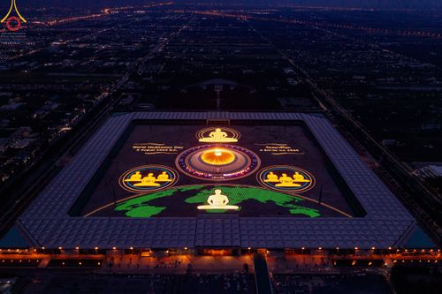 ภาพ No.49133:ประมวลภาพพิธีจุดประทีป  ในวันสมาธิโลก (วันเสาร์ที่ 6 สิงหาคม พ.ศ. 2565)