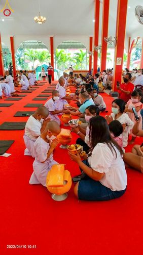 ภาพ No.45757:ประมวลภาพกิจกรรม โครงการบรรพชาสามเณรฟื้นฟูพระพุทธศาสนาทั่วไทย ณ วัดเวฬุวัน และศูนย์ปฏิบัติธรรมและอบรมเยาวชนยะลา