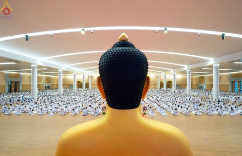 ภาพ No.84678:พิธีบรรจุพระบรมสารีริกธาตุภายในเกตุดอกบัวตูม องค์พระประธาน ณ ห้องแก้วสารพัดนึก 2 วัดพระธรรมกาย ในวันอาสาฬหบูชา อังคารที่ 1 สิงหาคม พ.ศ.2566