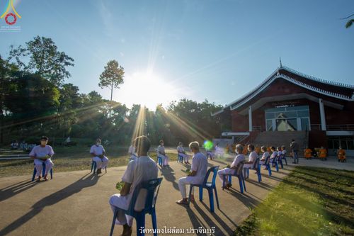 ภาพ No.39485:พิธีตัดปอยผม ปลงผม ขอขมารับผ้าไตรและพิธีบรรพชา ในโครงการอุปสมบท บูชาธรรมมหาปูชนียาจารย์ ประจำปี 2564  ชุดที่ 2