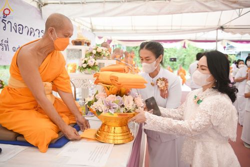ภาพ No.53123:ประมวลภาพพิธีทอดกฐินสามัคคี ณ ศูนย์ปฏิบัติธรรมวิหารแดง จ.สระบุรี (วันที่ 15 ตุลาคม พ.ศ. 2565)