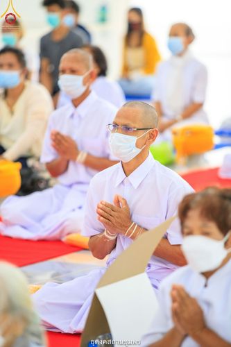 ภาพ No.39802:พิธีตัดปอยผม ปลงผม ขอขมารับผ้าไตรและพิธีบรรพชา ในโครงการอุปสมบท บูชาธรรมมหาปูชนียาจารย์ ประจำปี 2564 ชุดที่ 6