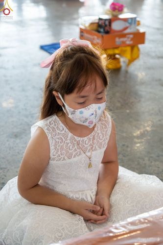 ภาพ No.48199:ประมวลภาพพิธีถวายผ้าอาบน้ำฝน และประทีปโคมไฟ เนื่องในวันอาสาฬหบูชา ประจำปี 2565