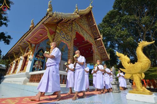 ภาพ No.40021:พิธีตัดปอยผม ปลงผม ขอขมารับผ้าไตรและพิธีบรรพชา ในโครงการอุปสมบท บูชาธรรมมหาปูชนียาจารย์ ประจำปี 2564 ชุดที่ 8