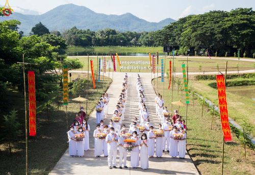 ภาพ No.53388:ประมวลภาพพิธีทอดกฐินสามัคคี ณ ศูนย์ปฏิบัติธรรมนานาชาติปาย (วันที่ 15 ตุลาคม พ.ศ. 2565)