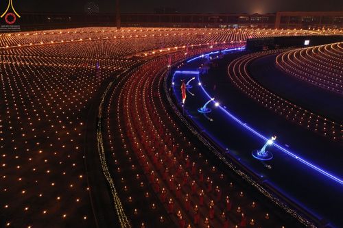 ภาพ No.43450:ประมวลภาพวันมาฆบูชา ประจำปี พ.ศ. 2565 ณ วัดพระธรรมกาย