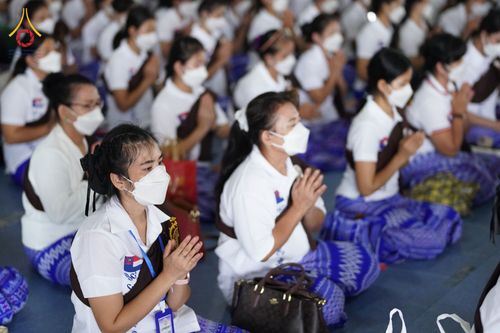 ภาพ No.52059:ประมวลภาพพิธีตักบาตรมิตรภาพไทย-เมียนมาร์ 105 รูป ณ วัดพระธรรมกาย