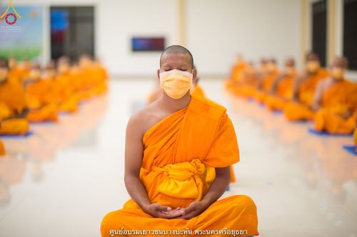 ภาพ No.42079:พิธีตัดปอยผม ปลงผม ขอขมารับผ้าไตรและพิธีบรรพชา ในโครงการอุปสมบท บูชาธรรมมหาปูชนียาจารย์ ประจำปี 2564 ชุดที่ 20