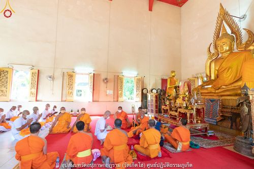 ภาพ No.40785:พิธีตัดปอยผม ปลงผม ขอขมารับผ้าไตรและพิธีบรรพชา ในโครงการอุปสมบท บูชาธรรมมหาปูชนียาจารย์ ประจำปี 2564 ชุดที่ 16