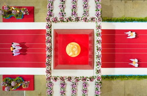 ภาพ No.38764:พิธีทอดกฐินสามัคคี ณ สภาธรรมกายสากล วัดพระธรรมกาย