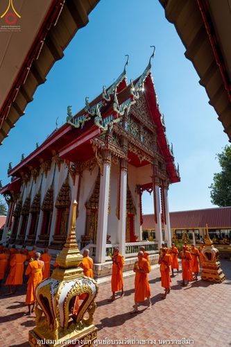 ภาพ No.39890:พิธีตัดปอยผม ปลงผม ขอขมารับผ้าไตรและพิธีบรรพชา ในโครงการอุปสมบท บูชาธรรมมหาปูชนียาจารย์ ประจำปี 2564 ชุดที่ 7