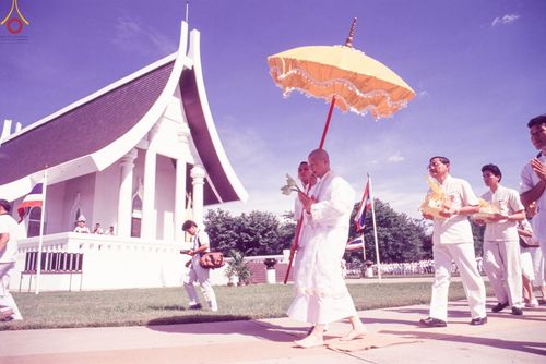ภาพ No.48749:ประมวลภาพการสร้างบารมีของ พระเดชพระคุณพระสุธรรมญาณวิเทศ (สุธรรม สุธมฺโม)