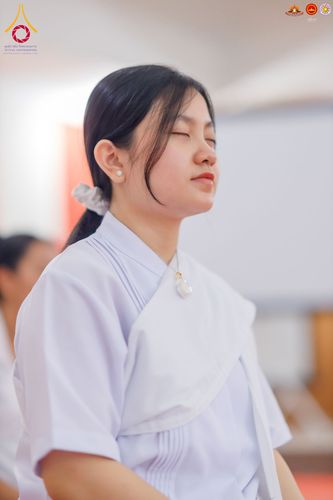 ภาพ No.283575:วันอาทิตย์ที่ 21 ธันวาคม  2568 พิธีบิณฑบาตฉลองสามเณรใหม่ ประเทศอินโดนีเซีย