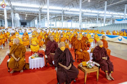 ภาพ No.81533:พิธีตักบาตร ข้าวสารอาหารแห้ง และพิธีบูชาข้าวพระ ณ สภาธรรมกายสากล วัดพระธรรมกาย วันเสาร์ที่ 3 มิถุนายน 2566