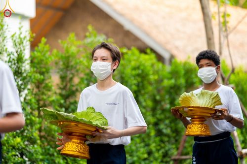 ภาพ No.44470:ประมวลภาพพิธีปลงผม โครงการบรรพชาสามเณรหน่อแก้วเปรียญธรรมรุ่นที่ 10