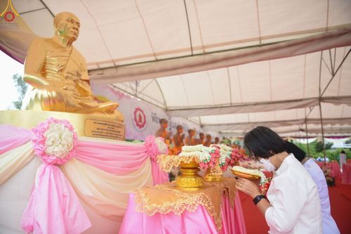 ภาพ No.53125:ประมวลภาพพิธีทอดกฐินสามัคคี ณ ศูนย์ปฏิบัติธรรมวิหารแดง จ.สระบุรี (วันที่ 15 ตุลาคม พ.ศ. 2565)