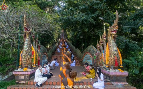 ภาพ No.39963:คณะพระภิกษุ - สามเณร วัดบ้านขุนกว่า ๓๐๐ รูป เดินธรรมยาตราฉลองแชมป์บาลี ๒๕๖๔