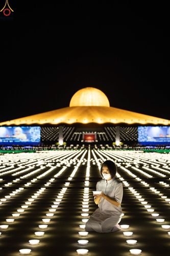 ภาพ No.49095:ประมวลภาพพิธีจุดประทีป  ในวันสมาธิโลก (วันเสาร์ที่ 6 สิงหาคม พ.ศ. 2565)