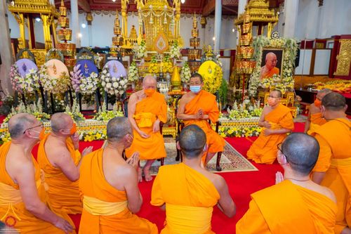 ภาพ No.40652:วัดพระธรรมกาย เป็นเจ้าภาพพิธีบำเพ็ญกุศลสวดพระอภิธรรมอุทิศถวายพระเดชพระคุณ พระวิสุทธิวงศาจารย์