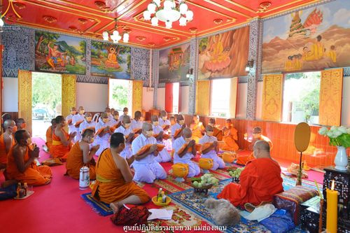 ภาพ No.40024:พิธีตัดปอยผม ปลงผม ขอขมารับผ้าไตรและพิธีบรรพชา ในโครงการอุปสมบท บูชาธรรมมหาปูชนียาจารย์ ประจำปี 2564 ชุดที่ 8