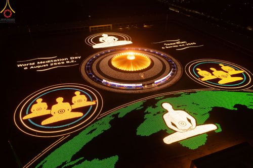 ภาพ No.49134:ประมวลภาพพิธีจุดประทีป  ในวันสมาธิโลก (วันเสาร์ที่ 6 สิงหาคม พ.ศ. 2565)