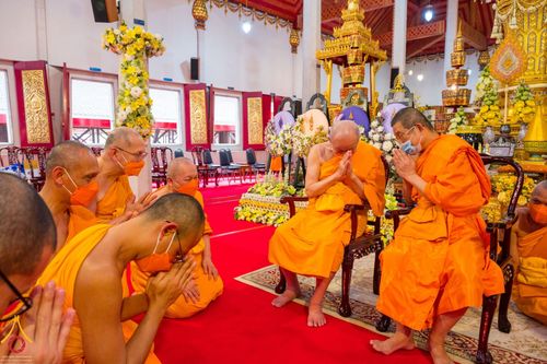 ภาพ No.40654:วัดพระธรรมกาย เป็นเจ้าภาพพิธีบำเพ็ญกุศลสวดพระอภิธรรมอุทิศถวายพระเดชพระคุณ พระวิสุทธิวงศาจารย์
