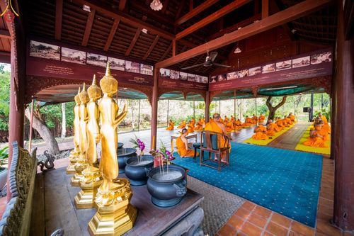 ภาพ No.43695:เมืองโบราณ ร่วมกับกองนครหลวง 6 จัดพิธีบรรพชาถวายเป็นพุทธบูชา