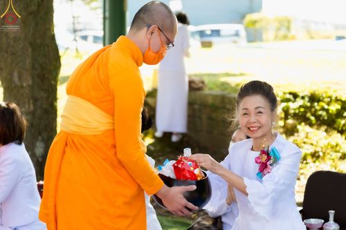 ภาพ No.56462:ประมวลภาพพิธีทอดกฐินสมโภชพระประธาน ณ วัดพระธรรมกายโทชิหงิ ประเทศญี่ปุ่น