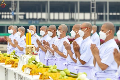 ภาพ No.51015:ประมวลภาพพิธีบรรพชาอุปสมบท โครงการบรรพชาอุปสมบทหมู่ รุ่นวันครูวิชชาธรรมกาย ปีพุทธศักราช 2565