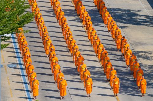 ภาพ No.42677:พิธีอัญเชิญมยุรนาวากาศ ประดิษฐาน ณ อาคาร 100 ปี เนื่องในวันคล้ายวันเกิด ครบ 113 ปี คุณยายอาจารย์มหารัตนอุบาสิกาจันทร์ ขนนกยูง