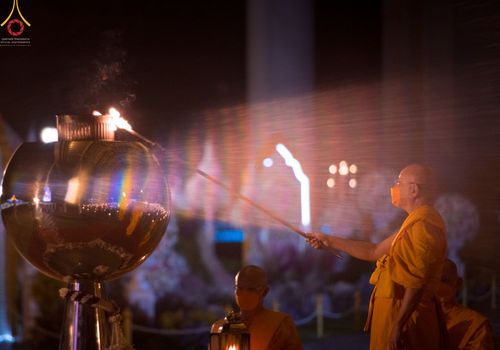 ภาพ No.41993:พิธีฉลองชัยสวดมนต์ บทธัมมจักกัปปวัตตนสูตร 4,000,002,565 จบ เพื่อเป็นสิริมงคลตอนรับศักราชใหม่