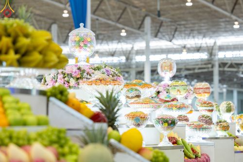 ภาพ No.52317:ประมวลภาพพิธีบูชาข้าวพระ (วันอาทิตย์ต้นเดือนตุลาคม) ณ วัดพระธรรมกาย จ.ปทุมธานี 