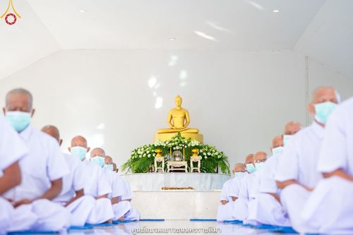 ภาพ No.40282:พิธีตัดปอยผม ปลงผม ขอขมารับผ้าไตรและพิธีบรรพชา ในโครงการอุปสมบท บูชาธรรมมหาปูชนียาจารย์ ประจำปี 2564 ชุดที่ 11