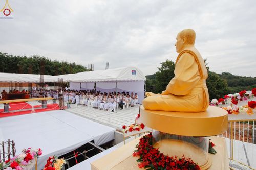 ภาพ No.56124:ประมวลภาพพิธีทอดกฐินสามัคคี ณ ศูนย์ปฏิบัติธรรมแก้วเมืองเลย (วันที่ 23 ตุลาคม พ.ศ. 2565)