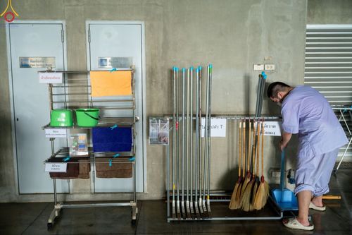 ภาพ No.47380:ประมวลภาพกิจวัตร-กิจกรรม ธรรมทายาท ในโครงการบรรพชาอุปสมบทหมู่ รุ่นเข้าพรรษา