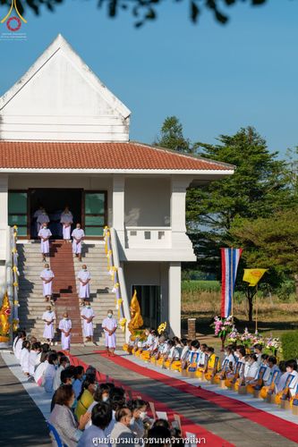 ภาพ No.40281:พิธีตัดปอยผม ปลงผม ขอขมารับผ้าไตรและพิธีบรรพชา ในโครงการอุปสมบท บูชาธรรมมหาปูชนียาจารย์ ประจำปี 2564 ชุดที่ 11