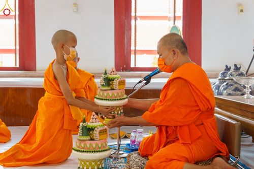 ภาพ No.44717:ประมวลภาพพิธีบรรพชา ในโครงการบรรพชาสามเณรฟื้นฟูพระพุทธศาสนาทั่วไทย ณ วัดสองพี่น้อง