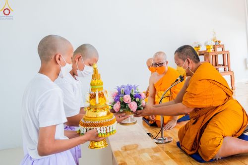 ภาพ No.44600:ประมวลภาพพิธีบรรพชา โครงการบรรพชาสามเณรฟื้นฟูพระพุทธศาสนาทั่วไทย ณ ศูนย์ปฎิบัติธรรมสมุทรปราการ