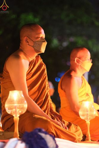 ภาพ No.46502:พิธีจุดโคมวิสาขประทีป วันวิสาขบูชา พ.ศ. 2565 ณ ประเทศอินโดนีเซีย