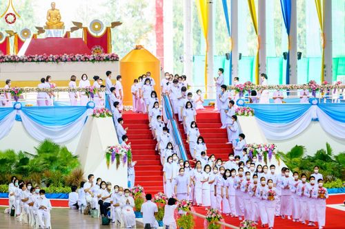 ภาพ No.50833:ประมวลภาพพิธีงานบุญวันอาทิตย์ พิธีจุดเทียนใจไฟนิรันดร์อนันตชัย วันที่ 28 สิงหาคม พ.ศ. 2565