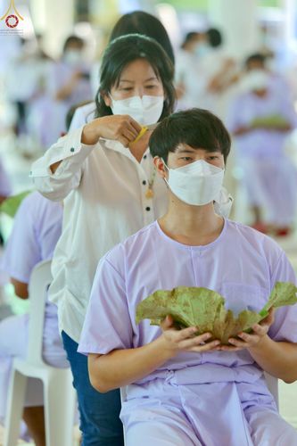 ภาพ No.56747:พิธีปลงผมนาคธรรมทายาท โครงการอุปสมบทบูชาธรรม มหาปูชนียาจารย์ประจำปี 2565 ณ สภาธรรมกายสากล วัดพระธรรมกาย