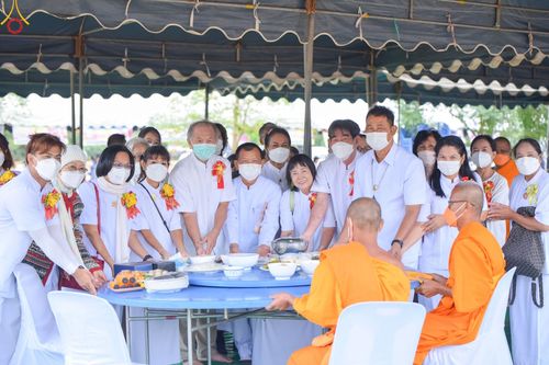 ภาพ No.53712:ประมวลภาพพิธีทอดกฐินเพื่อสร้างอาคารปฏิบัติธรรม ณ ธุดงคสถานเขาย้อย จ.เพชรบุรี (วันที่ 16 ตุลาคม พ.ศ. 2565)