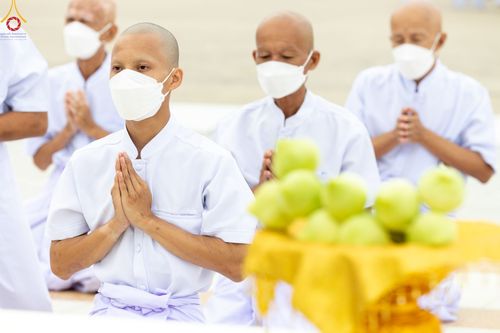 ภาพ No.51019:ประมวลภาพพิธีบรรพชาอุปสมบท โครงการบรรพชาอุปสมบทหมู่ รุ่นวันครูวิชชาธรรมกาย ปีพุทธศักราช 2565