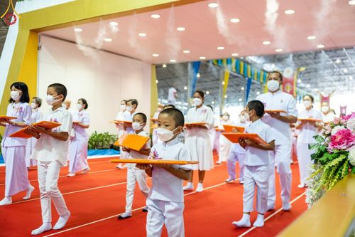 ภาพ No.46855:ประมวลภาพพิธีทอดผ้าป่าธรรมชัย ณ วัดพระธรรมกาย (5 มิถุนายน พ.ศ. 2565)