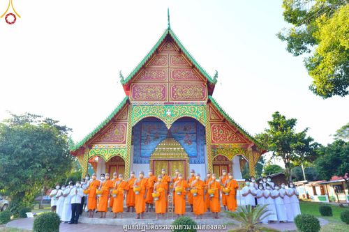 ภาพ No.40032:พิธีตัดปอยผม ปลงผม ขอขมารับผ้าไตรและพิธีบรรพชา ในโครงการอุปสมบท บูชาธรรมมหาปูชนียาจารย์ ประจำปี 2564 ชุดที่ 8