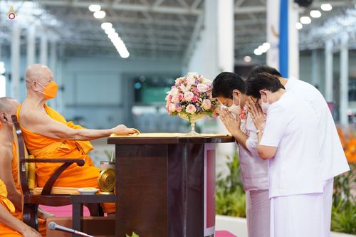 ภาพ No.38772:พิธีทอดกฐินสามัคคี ณ สภาธรรมกายสากล วัดพระธรรมกาย