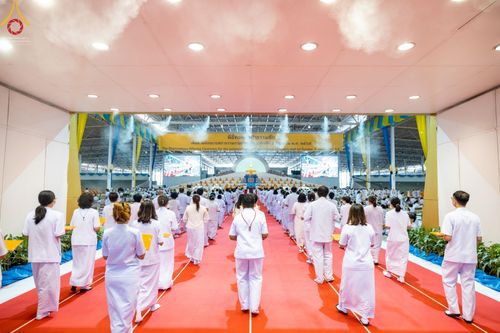 ภาพ No.46857:ประมวลภาพพิธีทอดผ้าป่าธรรมชัย ณ วัดพระธรรมกาย (5 มิถุนายน พ.ศ. 2565)