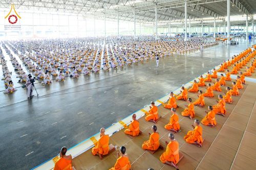 ภาพ No.49900:ประมวลภาพพิธีถวายคิลานเภสัช และอุปกรณ์ทางการแพทย์แด่คณะสงฆ์ วันเสาร์ที่ 20 สิงหาคม พ.ศ. 2565